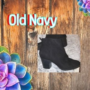 **Old Navy**